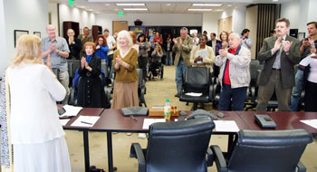 Bravo! Zina Bethune, 2009 Rosetta LeNoire Award recipient, receives a standing ovation at the Western Regional Membership Meeting on April 3, 2009